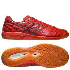 Asics Novablast
